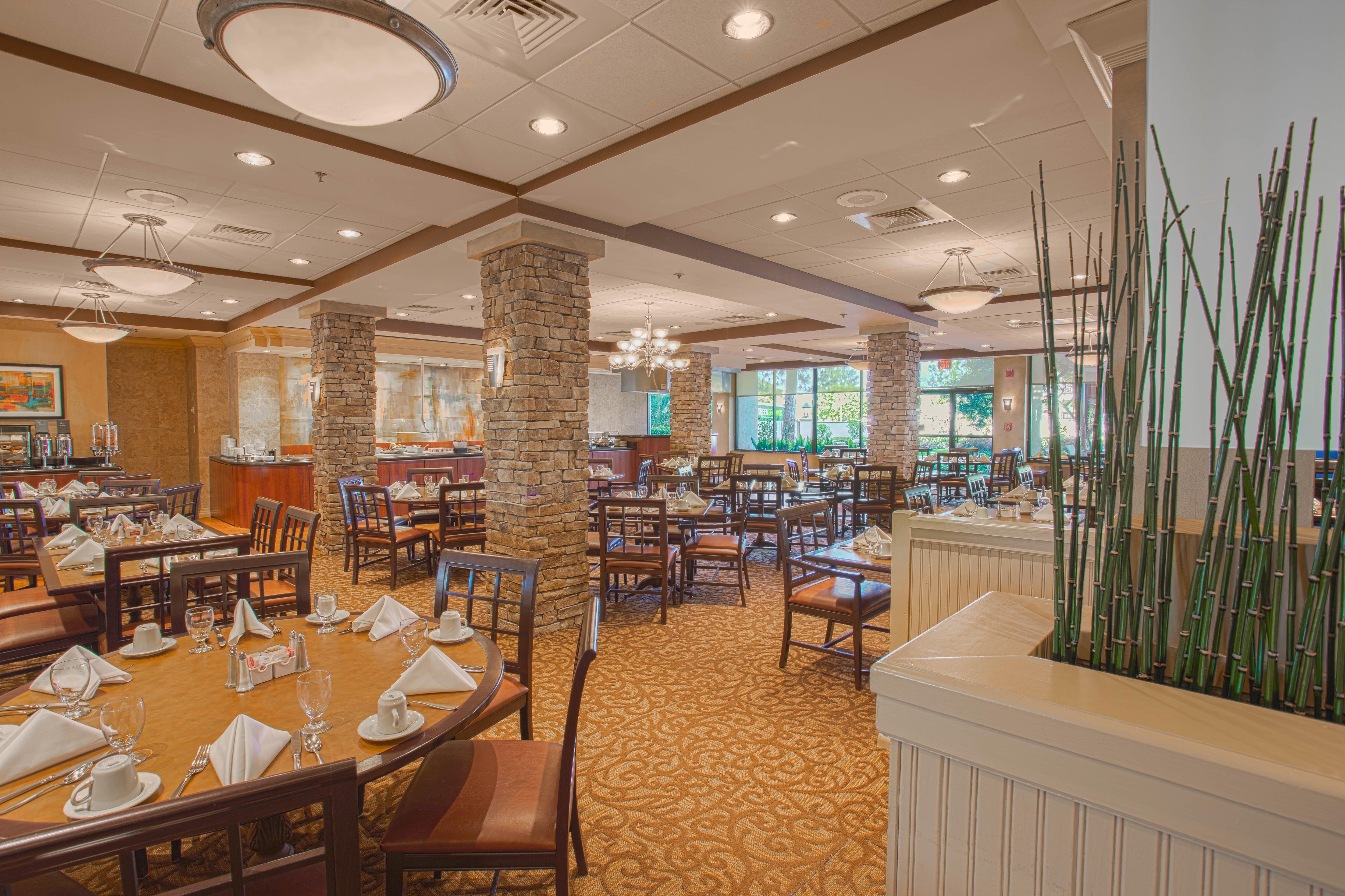 Hotel Crowne Plaza Executive Center Baton Rouge By Ihg Exterior foto